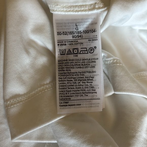 Two - 1 white, 1 gray. Banana Republic Men's Tee luxury perf. blend. Long sleeve - Picture 5 of 8